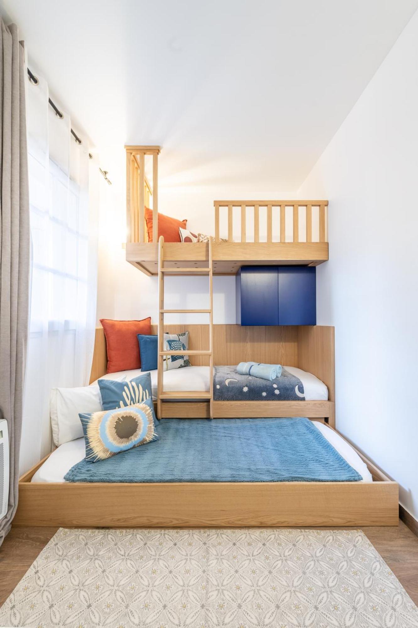 Immodely & La Parade De Disney 세리스 외부 사진