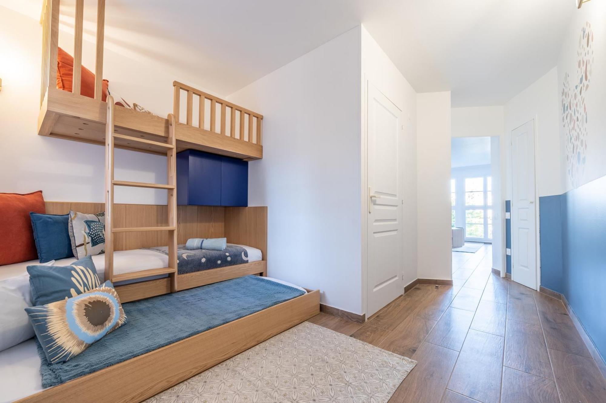 Immodely & La Parade De Disney 세리스 외부 사진