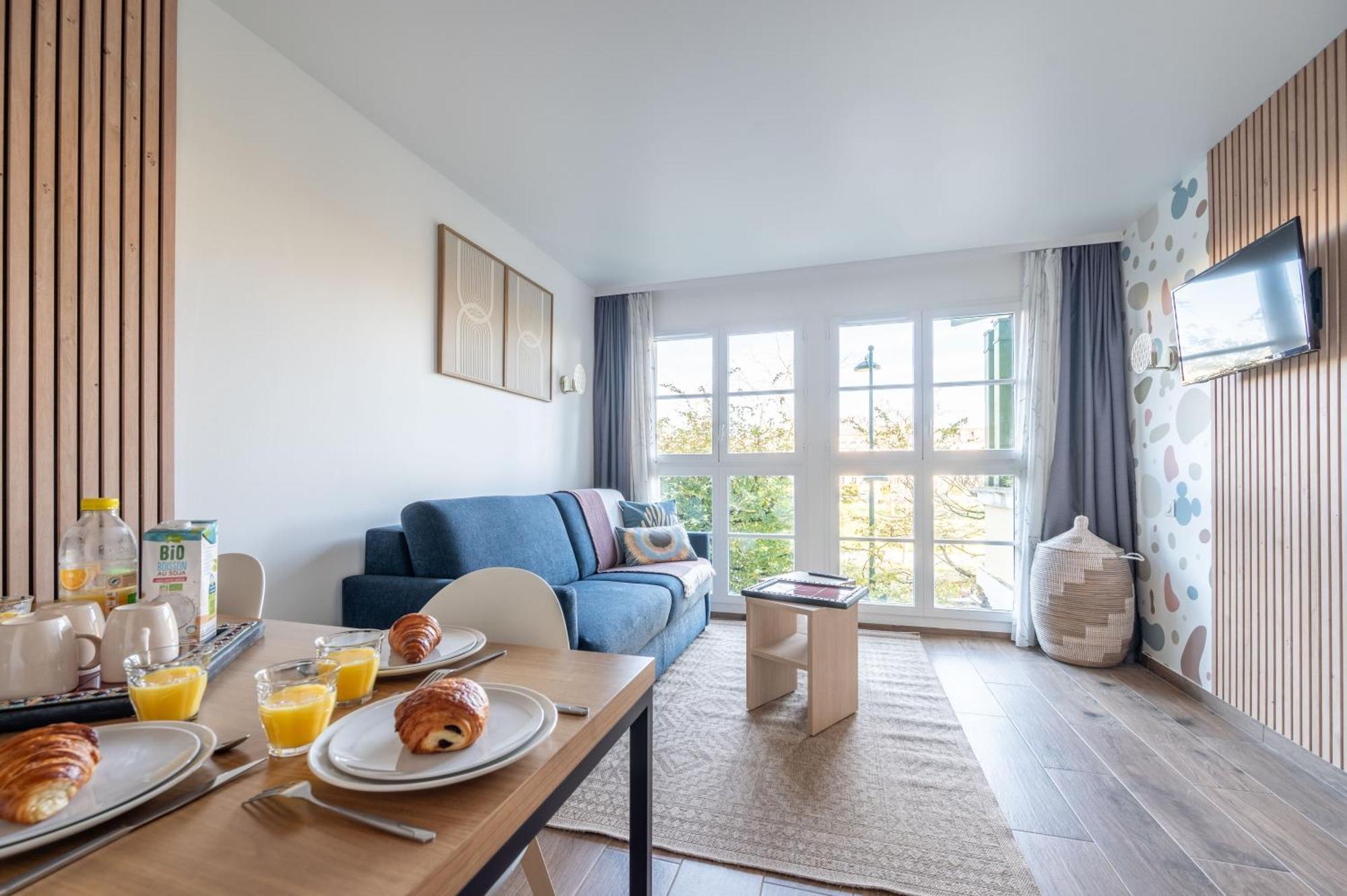 Immodely & La Parade De Disney 세리스 외부 사진