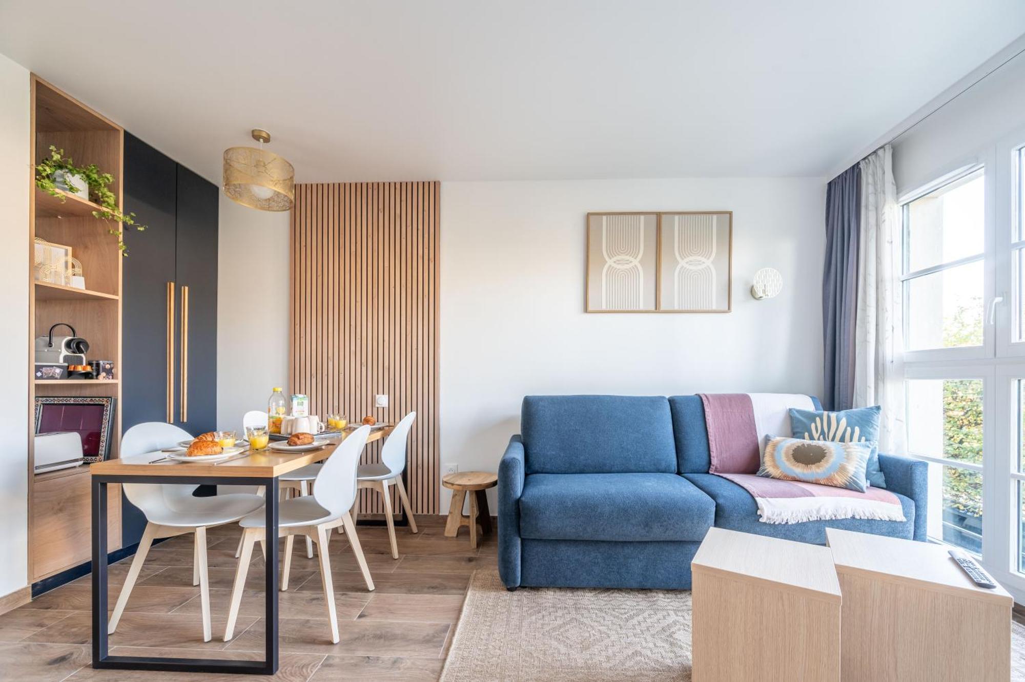 Immodely & La Parade De Disney 세리스 외부 사진