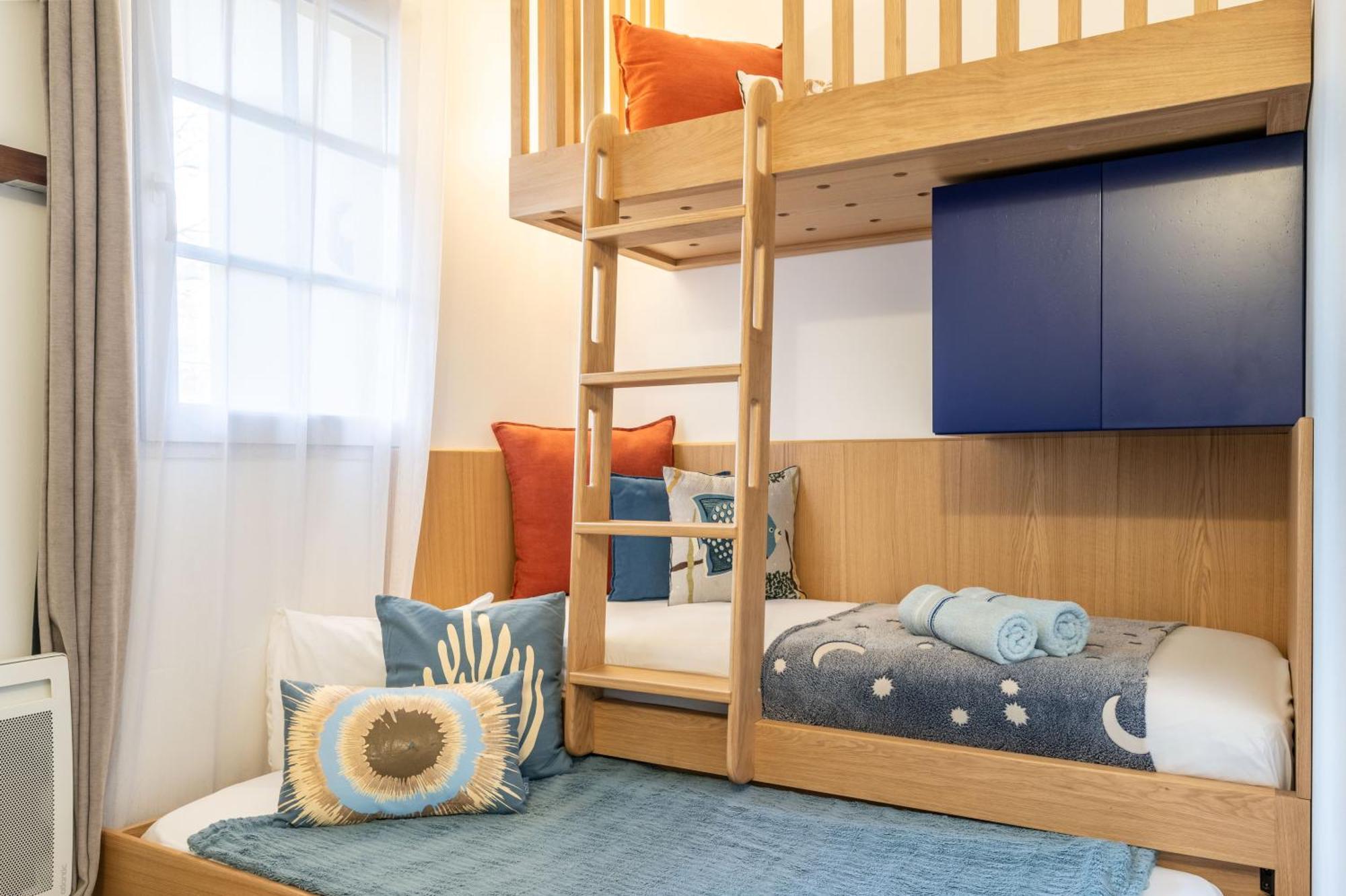 Immodely & La Parade De Disney 세리스 외부 사진