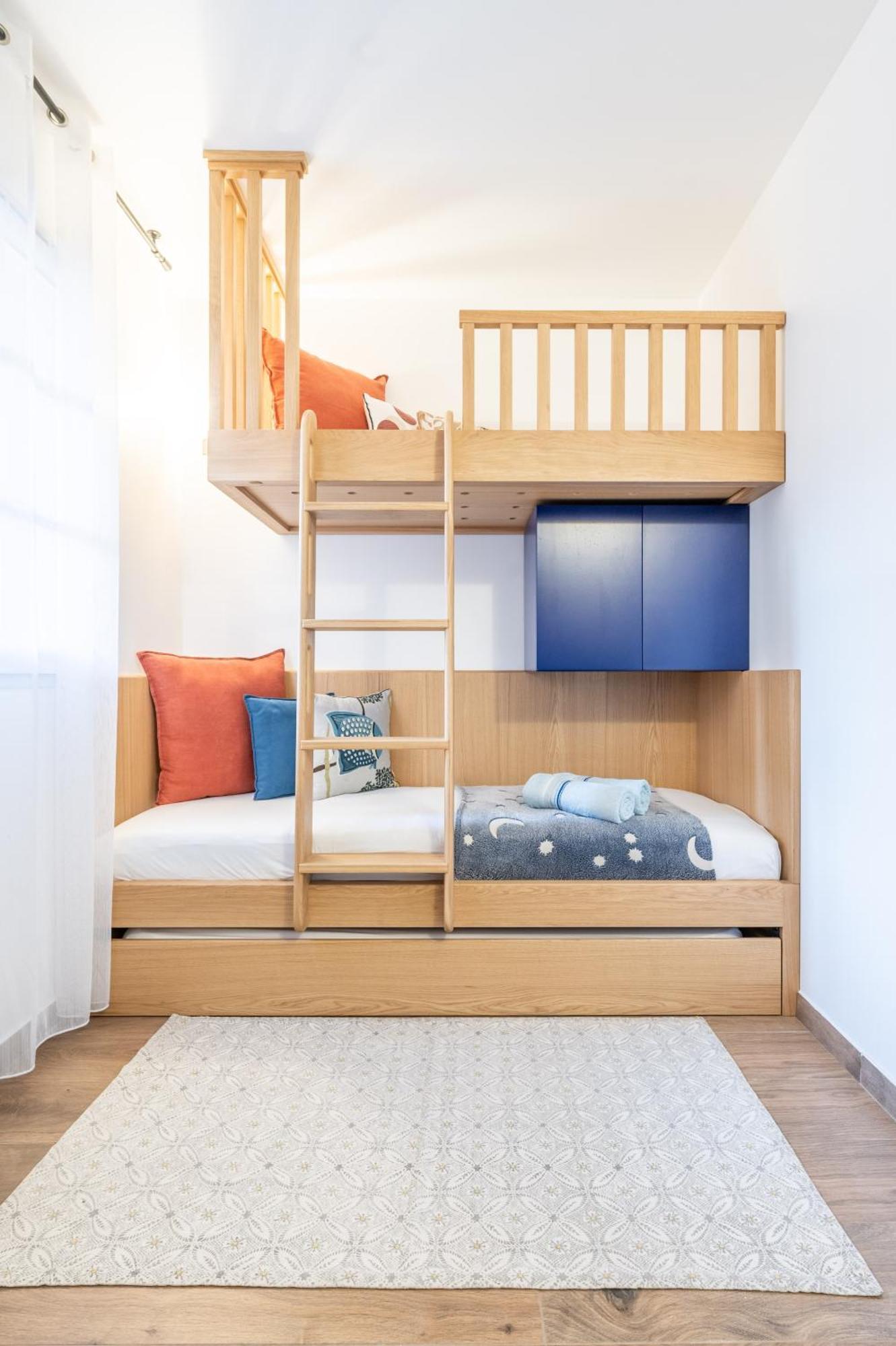 Immodely & La Parade De Disney 세리스 외부 사진